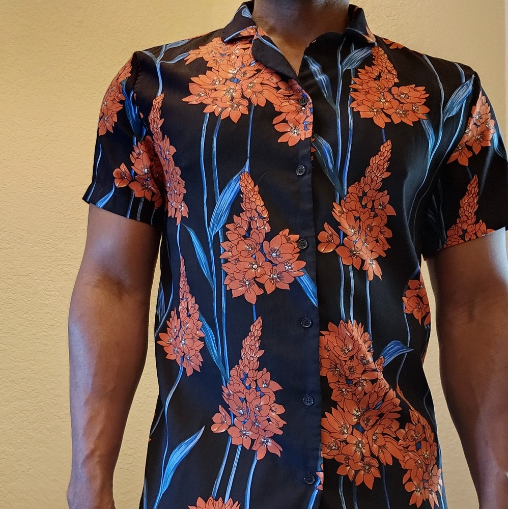 Floral men's casual button-up